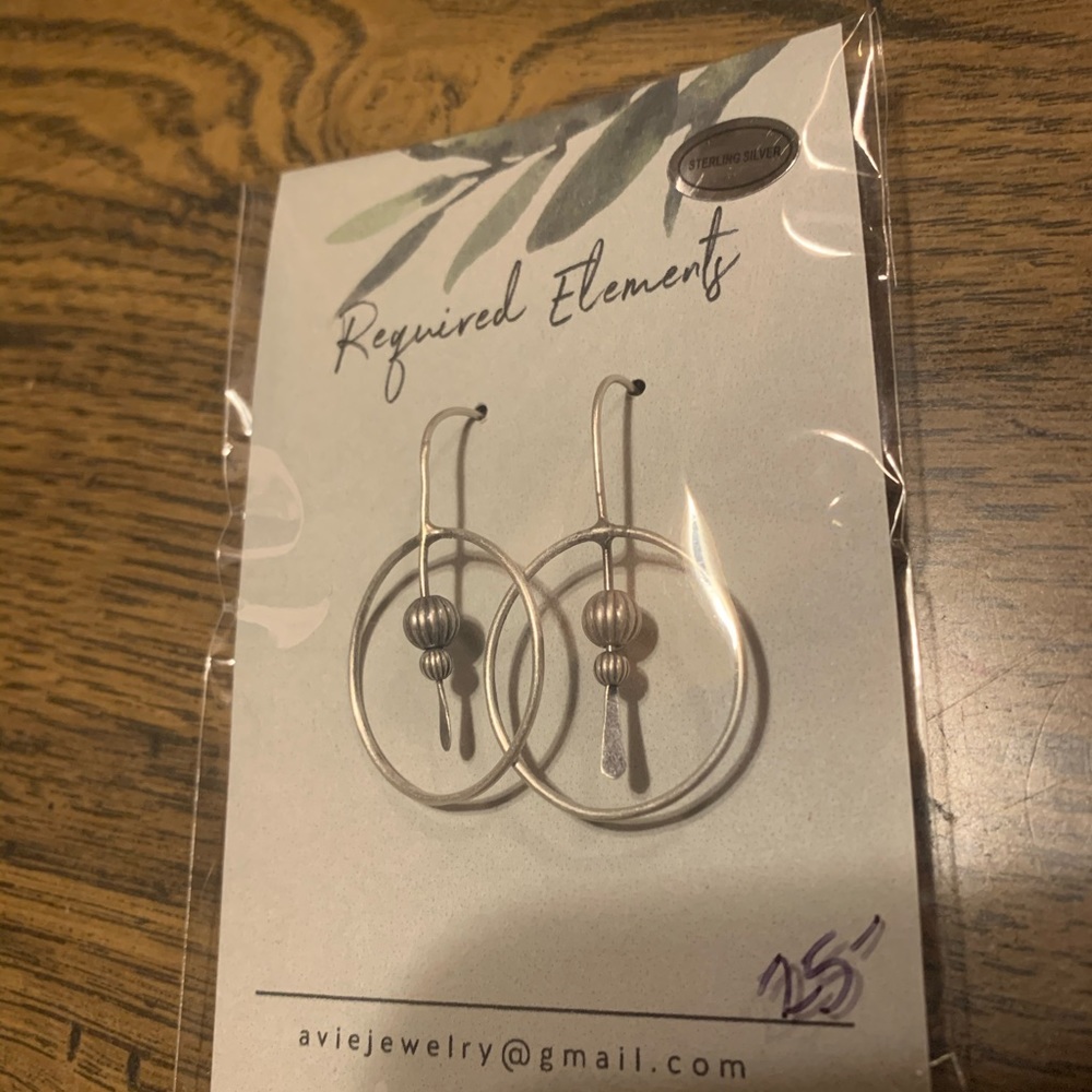 Handmade earrings - Picture 2 of 2